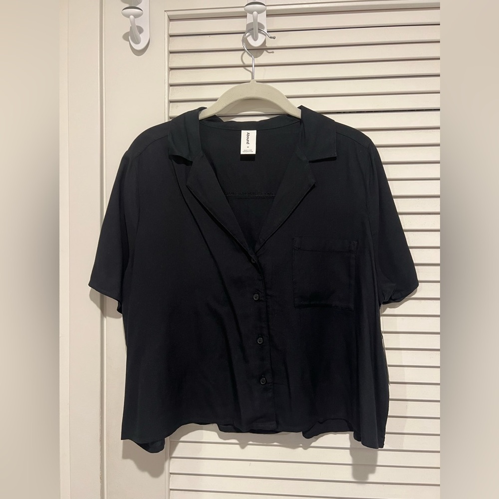 Nordstrom Black Boxy Button Down Shirt with Notched Collar